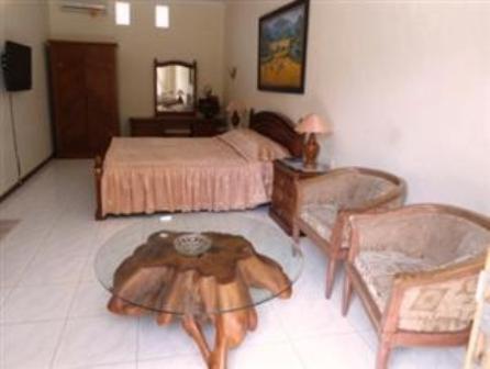 Hotel Safari Jember Ruang foto